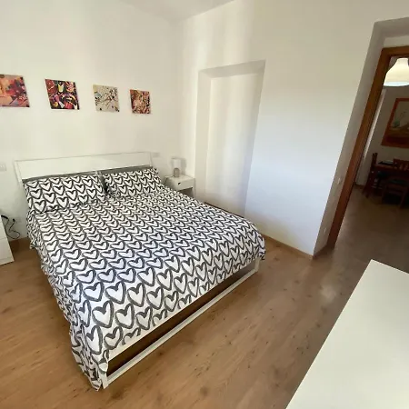 Centro Storico Nonna Teresa Apartment