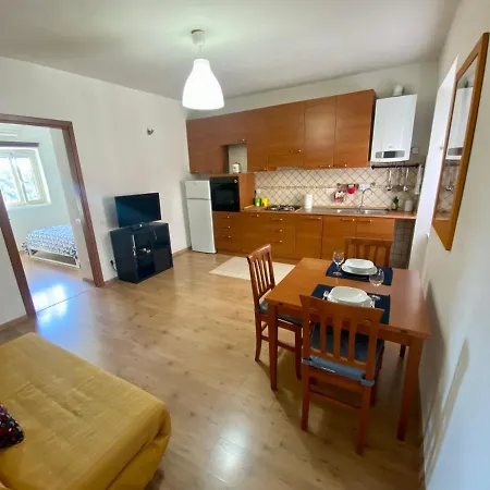 Centro Storico Nonna Teresa Apartment